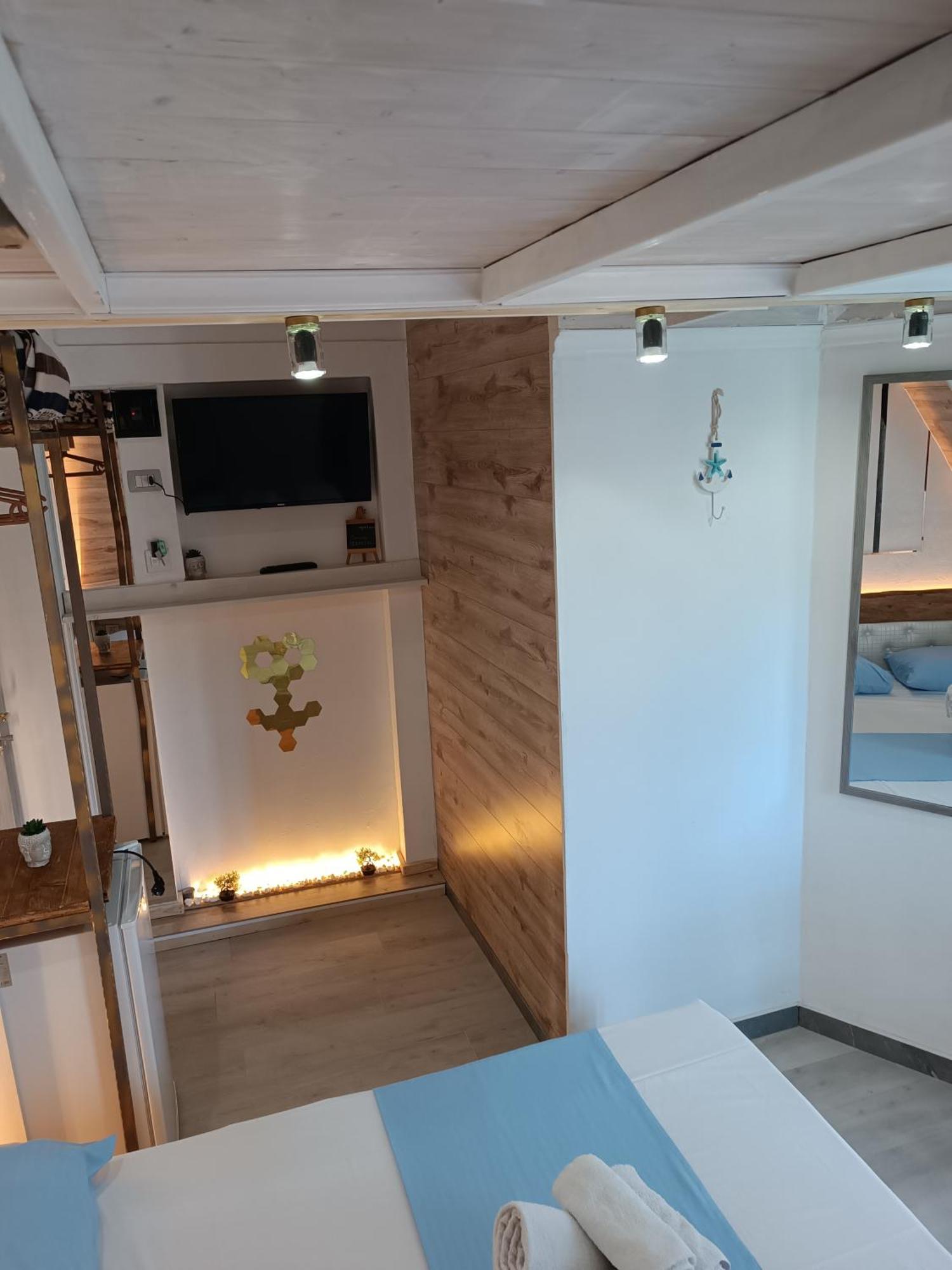 Vila Oliven Vlorë Habitación foto