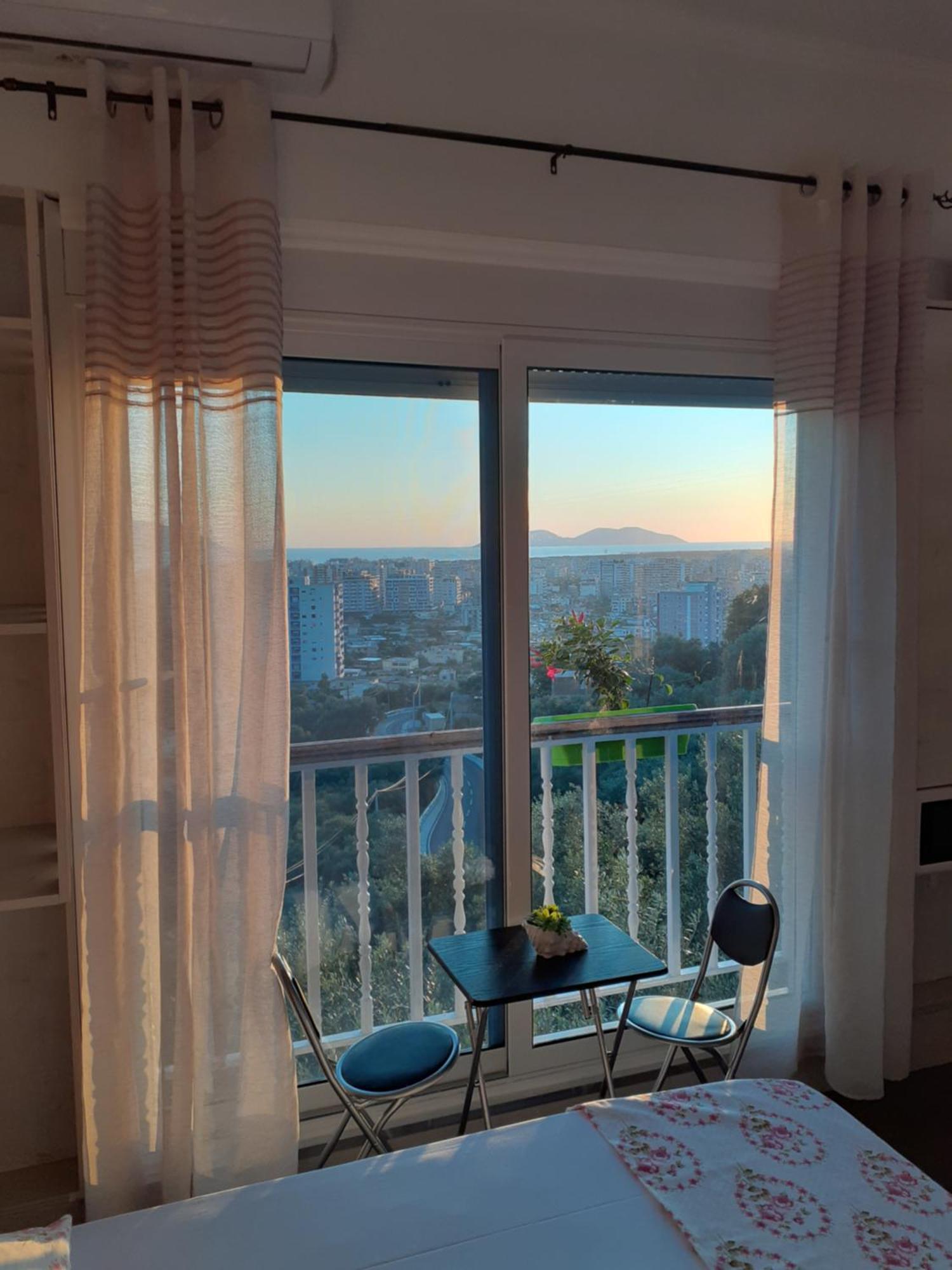Vila Oliven Vlorë Exterior foto